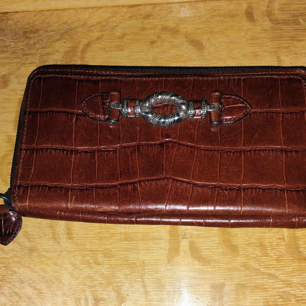 Vintage Brighton Cognac Brown Leather Croc-Embossed Wallet with Silver Accent